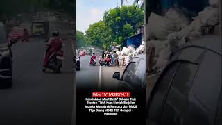 Download lagu Multiple Accident: Trucks Fail to Climb the Hill in Gempol, Pasuruan 11/10/2025/14.15 mp3