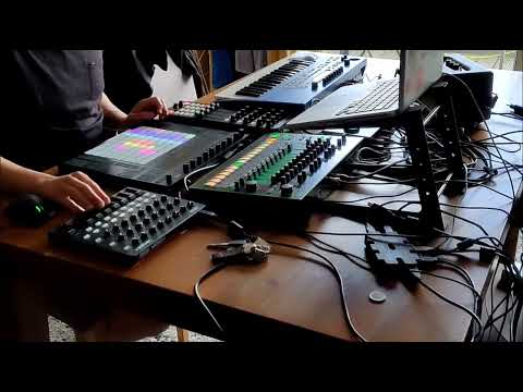 Testing the live setup! (Ableton Live Suite + Push 2)