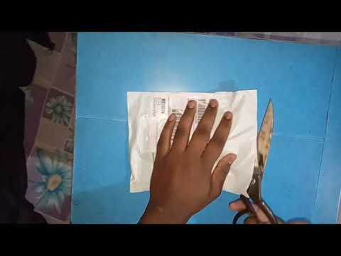 Unboxing of a blue emerald stone "zircon"