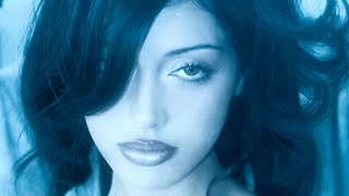 her eyes.. she&#39;s on the dark side .𖥔 ݁˖