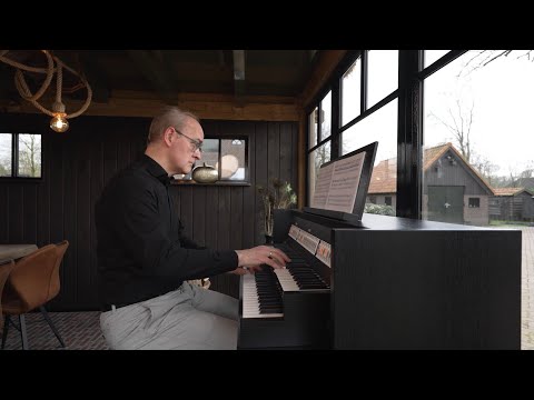 Discover the new Opus - Community by M. Schütz – Performed by Harm Hoeve