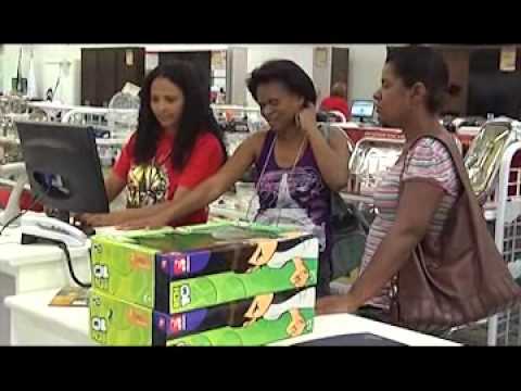 Programa Neusa Bighetti exibido no dia 18/12/2011 - Natal Magazine Luiza