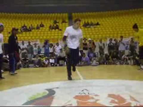 The Brooklyn Crew VS Family Flava (Fest Breakers 2009) Parte 1
