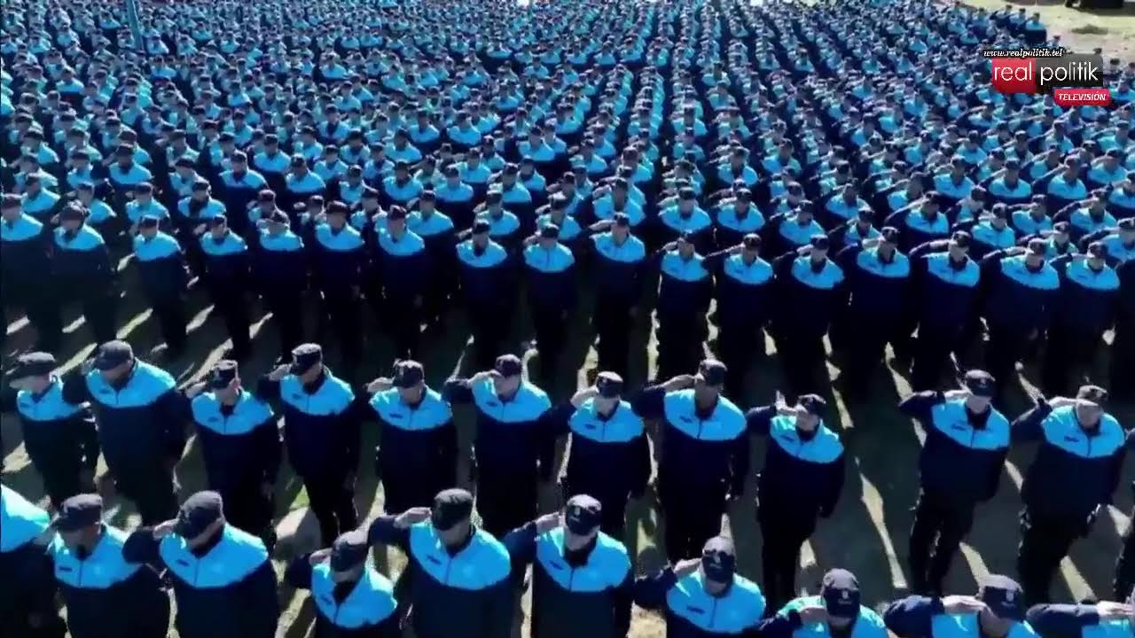 Kicillof encabezó el acto de egreso de cadetes de la Escuela de Policía "Juan Vucetich"