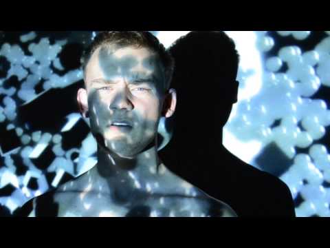 Enter - Balada o červených slzách