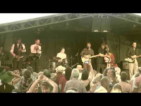 Si Cranston-Control Tower Stage@Twinwood Festival 2017