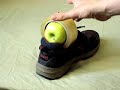 Video 'Jak vyndat izolepu z boty'
