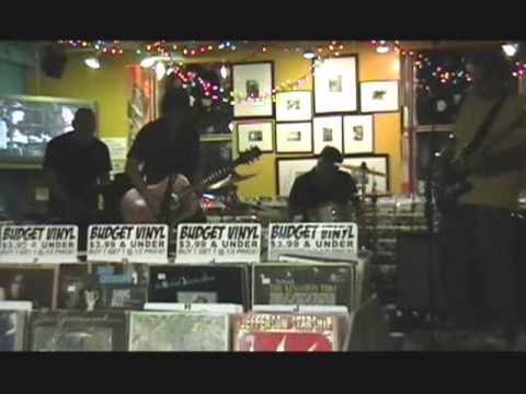 Birdie Num Num & the Spirit Squad at Siren Records - A Very Communal Commotion #6