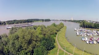 preview picture of video 'Altitude flight with DJI Phantom above the Rhine'