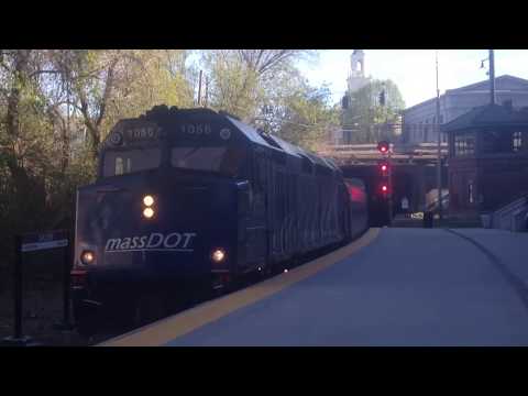 Massdot MBTA F40PH #1056 at Salem