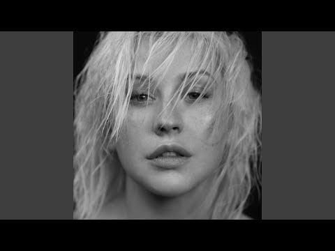 Fall in Line – Christina Aguilera
