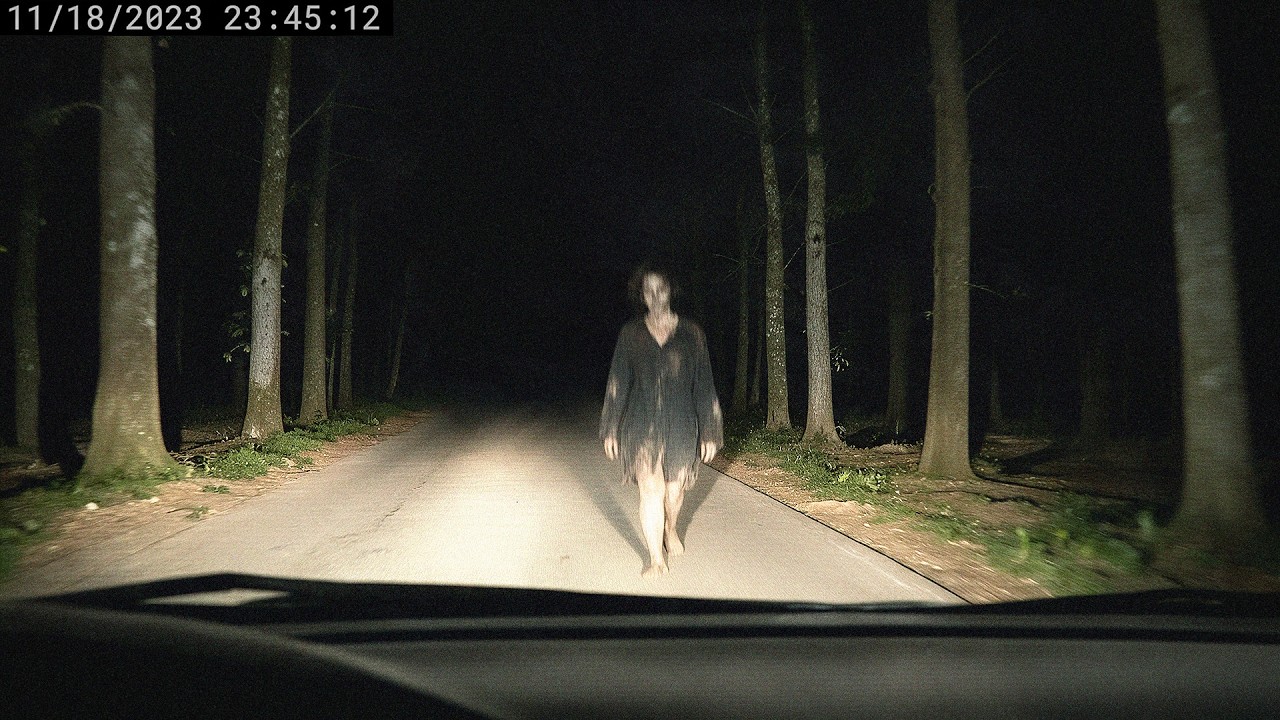 27 Strange Things Caught on Camera