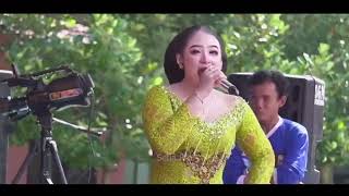 Download lagu LAMUNAN PINDO AH AH . . NIKEN SALINDRI mp3