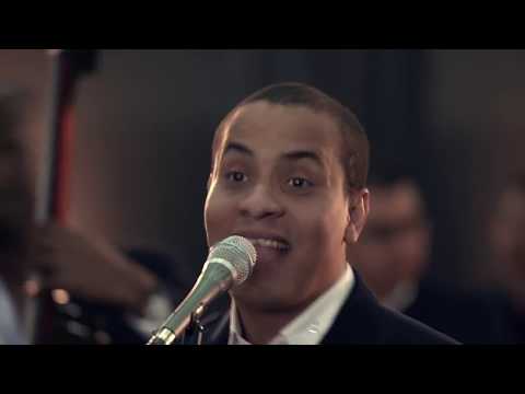 Combo De las Estrellas  Me Voy para Medellin Sinfonico