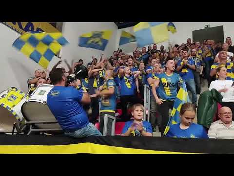 Kibice Stali Nysa podczas meczu z Jastrzębskim Węglem