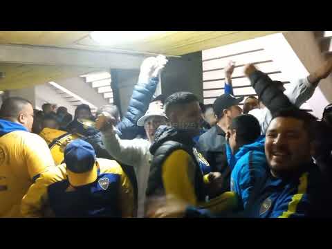 "Previa y entrada de la percusión de Jugador nro 12 la mejor hinchada del mundo de Boca-Arsenal" Barra: La 12 • Club: Boca Juniors