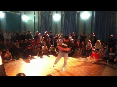 Bboy Teembo (Predatorz) judge set at One culture 3