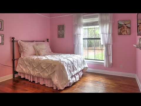 Real Estate photos by Gary Hun