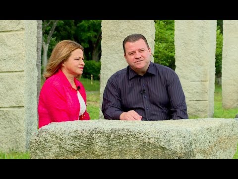 Universal 40 anos - Bispo Jair Barbera e Ilza Souza