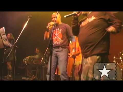 Pagode Nuclear com João Gordo e Clemente tocam "Pânico em SP" - Arquivo Radar Showlivre 2004