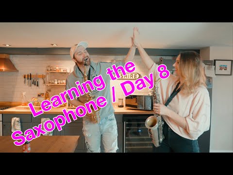 Harry Sax Episode 8 - Saxophone Lessons and Tips - ScatMan Ellie Sax Remix I