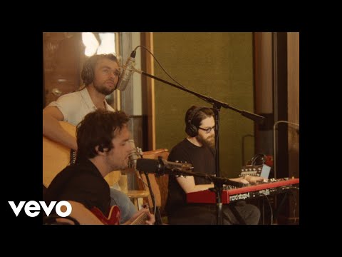 Video thumbnail for Boys In The Picture (Smoky Mountains Sessions)