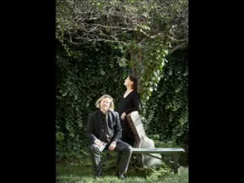 Watching Feathers Fall (Colvin Quarmby) - Eva Bartholdsson, Greger Siljebo