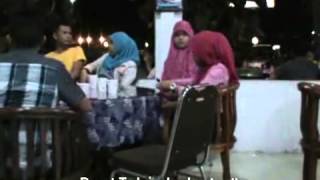 Download lagu Sakit Hati - Elvy Sukaesih mp3 Download lagu Sakit Hati - Elvy Sukaesih mp3