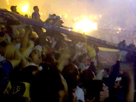 "River Plate VS Boca Juniors. "Bengalas"" Barra: La 12 • Club: Boca Juniors