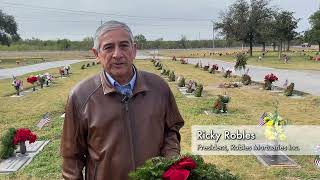 Veterans' Graves Honored by Laying Wreaths | The 830 Times