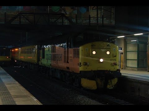 Colas Class 37099 & 175 arrives and departs Manchester Victoria working 1Q67