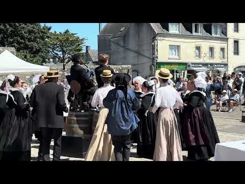 Cercle de Saint-Evarzec - Kement Tu // Pont-L’Abbé