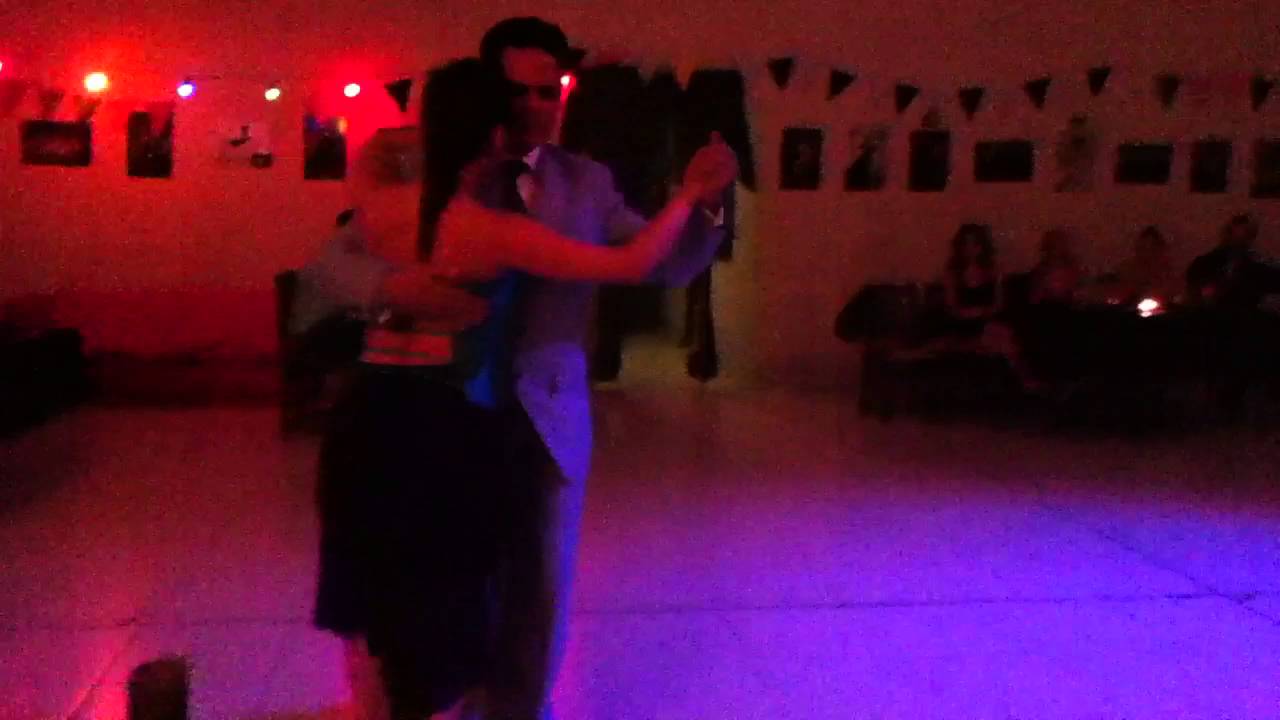 Video thumbnail for Diana Suarez y Pedro Ocho en La Traicionera Milonga 1/4