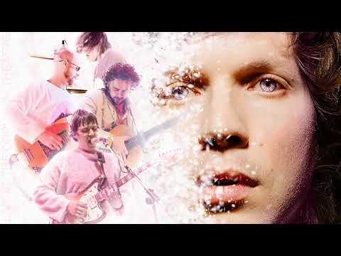 Beck & The Flaming Lips - Live at the Orpheum Theatre in Boston, MA (October 28, 2002)