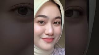 Download lagu senyum nya masyallah #shortvideo #shortviral #editor #hijab #hijabstyle #cantik mp3