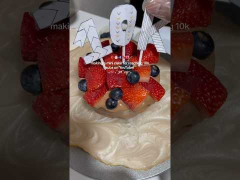 thank you so much for 10k on YouTube!! ❤️ check out my other socials aswell! #trend#food#cakerecipes