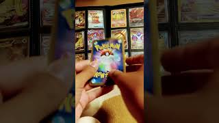 Japanese Pokémon cards have blue lines instead of black lines #pokemon #pokemoncards