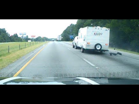 Single Axle / Travel Trailer / RV tire blowout
