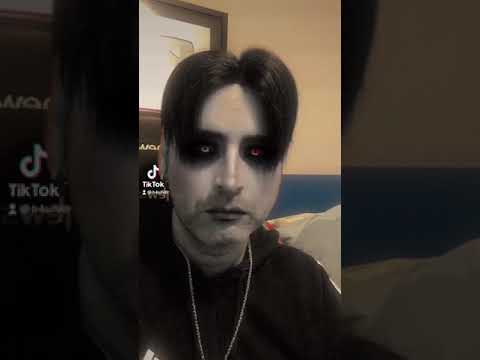 H4 Dark Vampire Survivor