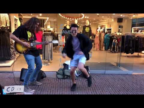 Dancers join Funk Street Performer - Popping - Borja Catanesi