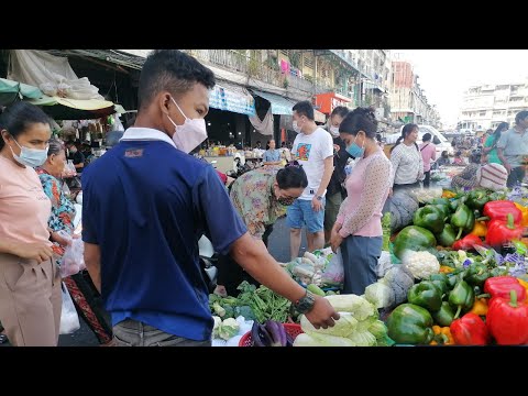 Cambodian Food Market Tour @ Orussey Market Phnom Penh - Street Food in Cambodia