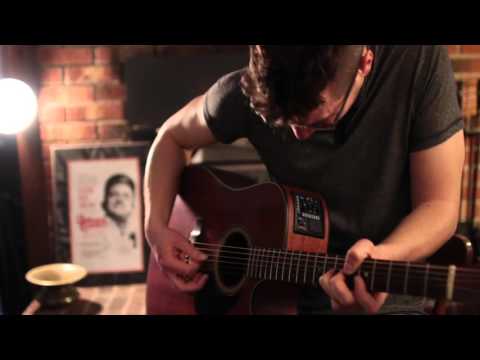 Jacob Johnson Riffs on Minor Swing by Django Reinhardt