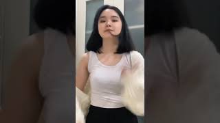 Masih SMP tapi udh Gede aja Gunungnya - Tiktok Viral