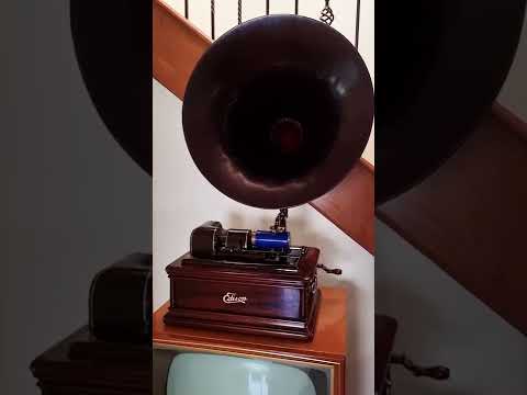 Edison Opera phonograph playing When That Little Yellow Fellow Plays Piano rare cylinder record