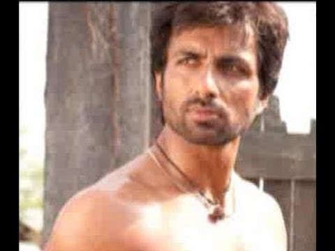 Sonu Sood charges Rs.80 lac for a south film