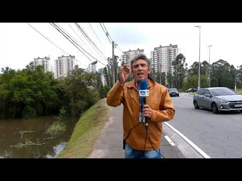 Rotatória perigosa veja quem passa e quem fica