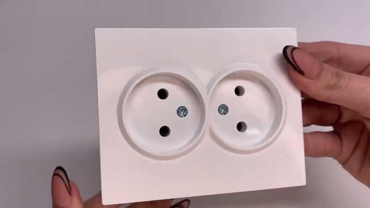 Розетка двойная б/з LEZARD Vesna белый 742-0200-128В