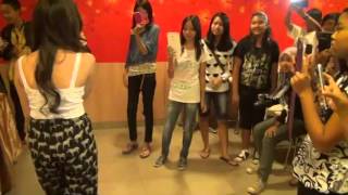 @cassandrasleee di MNG LOMBOK menyanyikan lagu SUKA SUKA