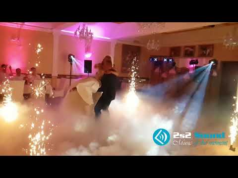 Plazivý dym - tanec v oblakoch + iskriace fontánky | 2s2 Sound | www.2s2.sk