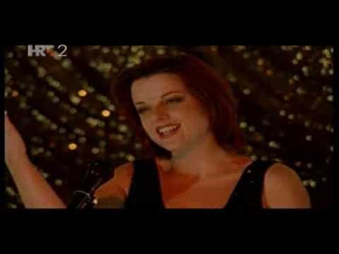 Renata Sabljak - Holding (isječak iz serije)